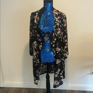 Tahari Black and Cream Floral Kimono